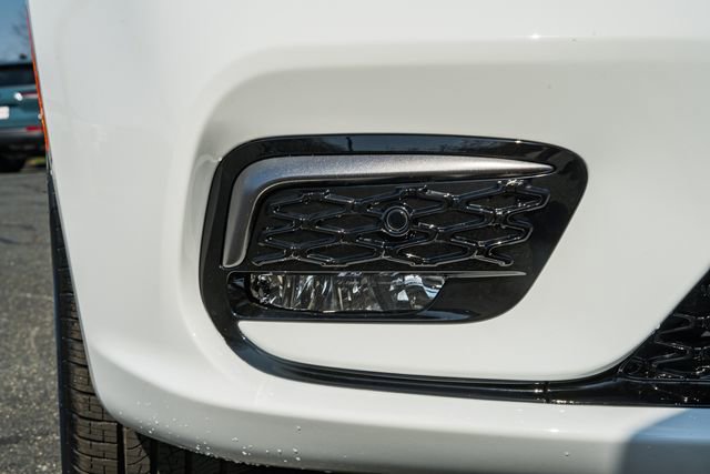 New 2026 Chrysler Pacifica Select image 16