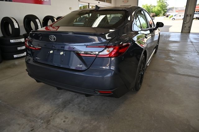 New 2026 Toyota Camry SE FWD image 5