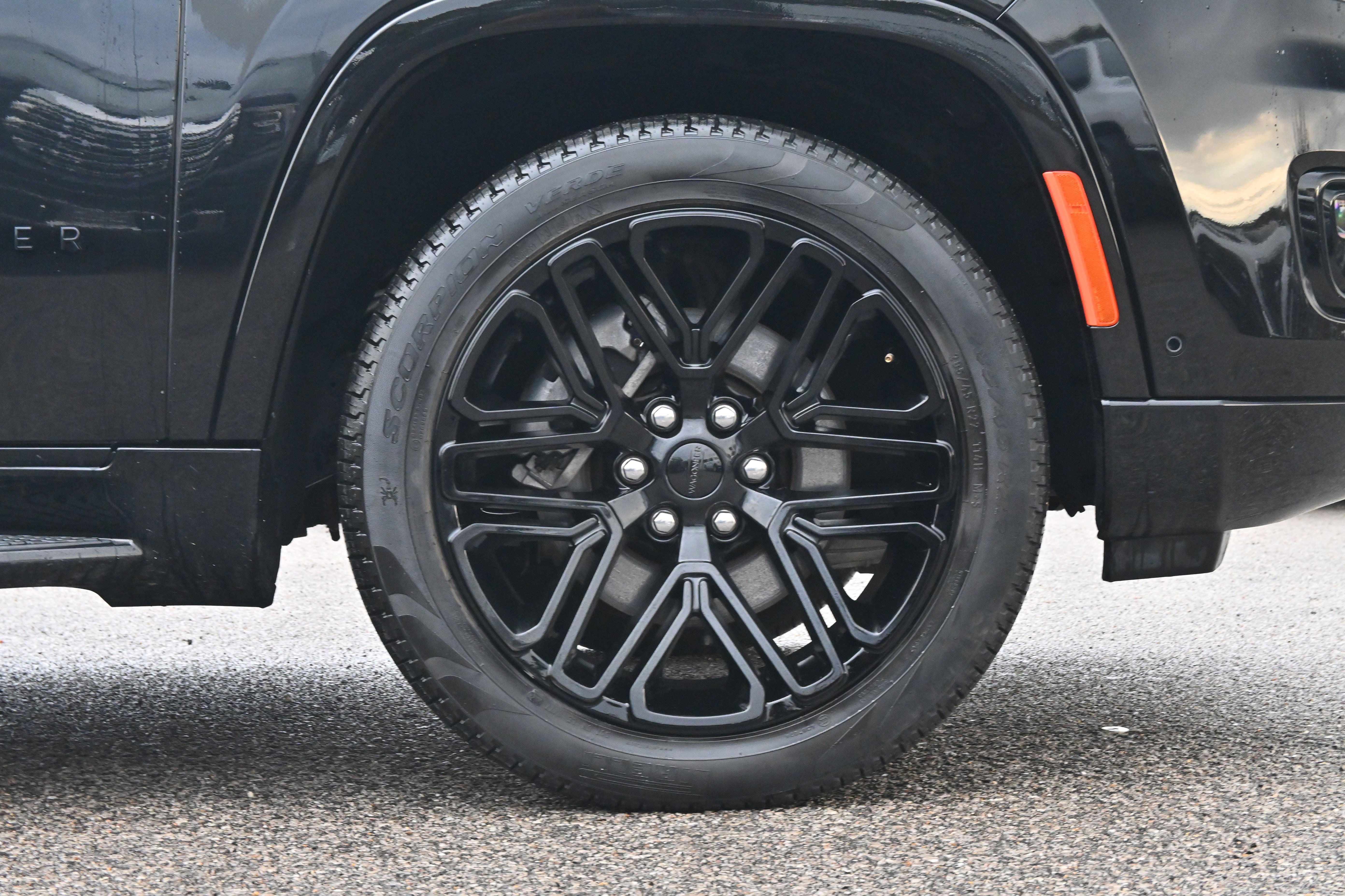 Used 2024 Jeep Wagoneer Series II image 24