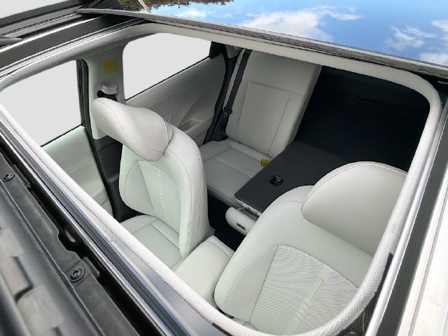 Certified 2026 Hyundai Kona Limited FWD image 24
