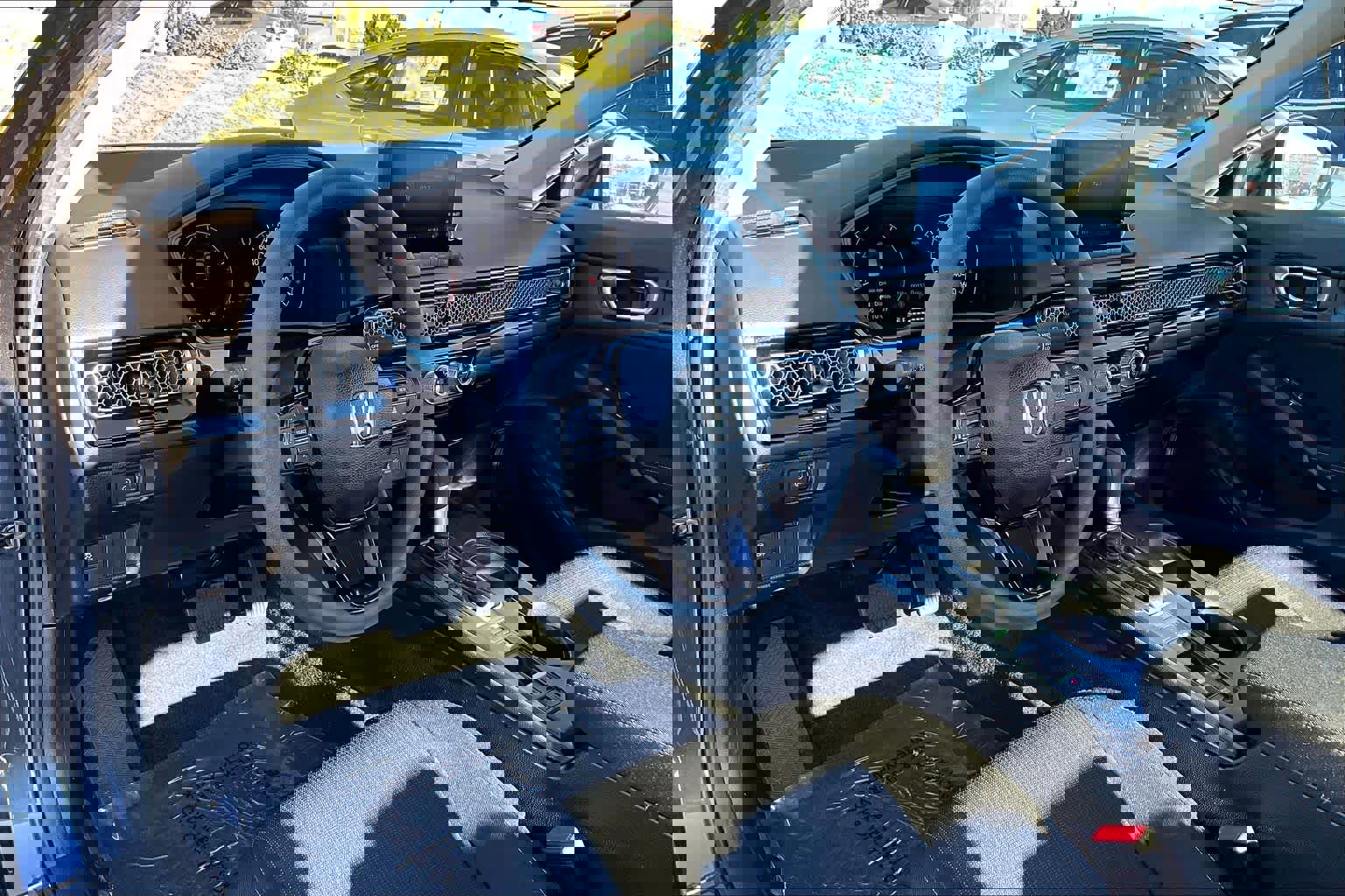 Used 2025 Honda Civic LX image 15