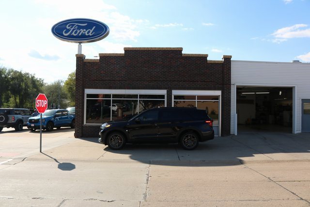 New 2025 Ford Explorer ST-Line w/ Premium Package