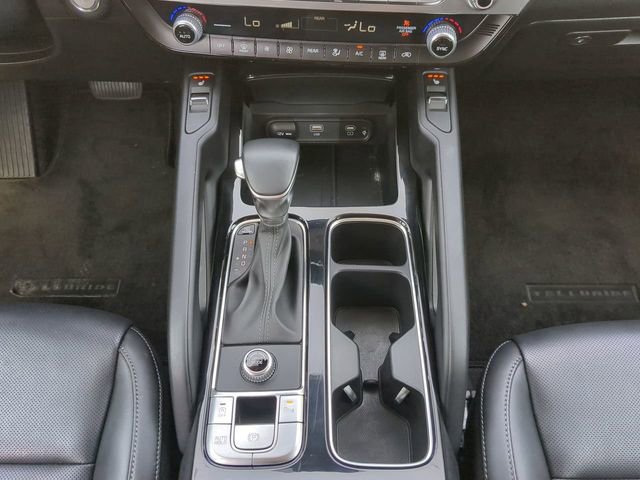 Used 2025 Kia Telluride S image 14