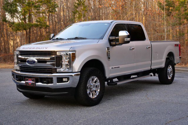 Used 2019 Ford F350 XLT w/ XLT Premium Package image 6