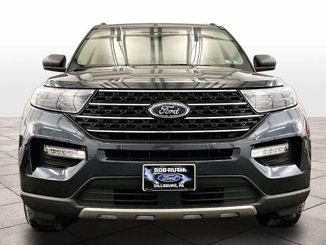 Used 2022 Ford Explorer XLT w/ Equipment Group 202A AWD/4WD image 3