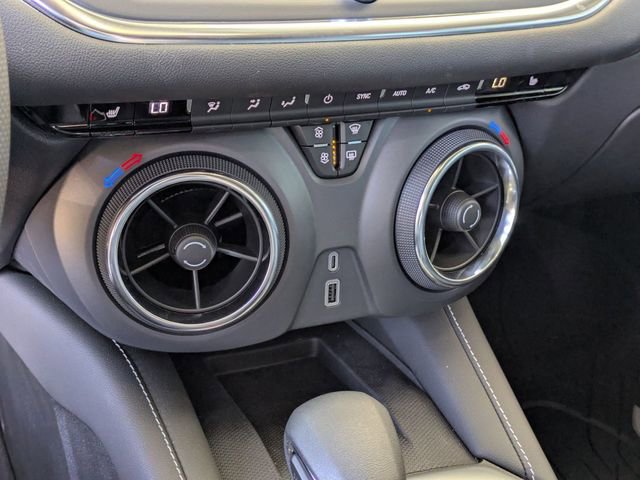 New 2025 Chevrolet Blazer LT w/ Convenience Package image 18
