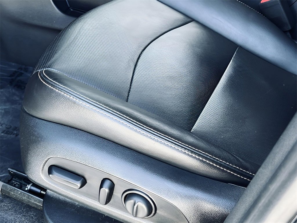 Used 2021 GMC Terrain SLT w/ Infotainment Package II image 30