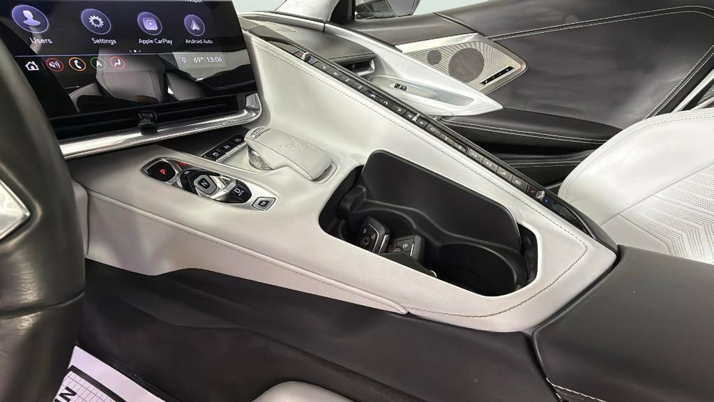 Used 2020 Chevrolet Corvette Stingray Premium Cpe w/ 3LT Preferred Equipment Group image 23