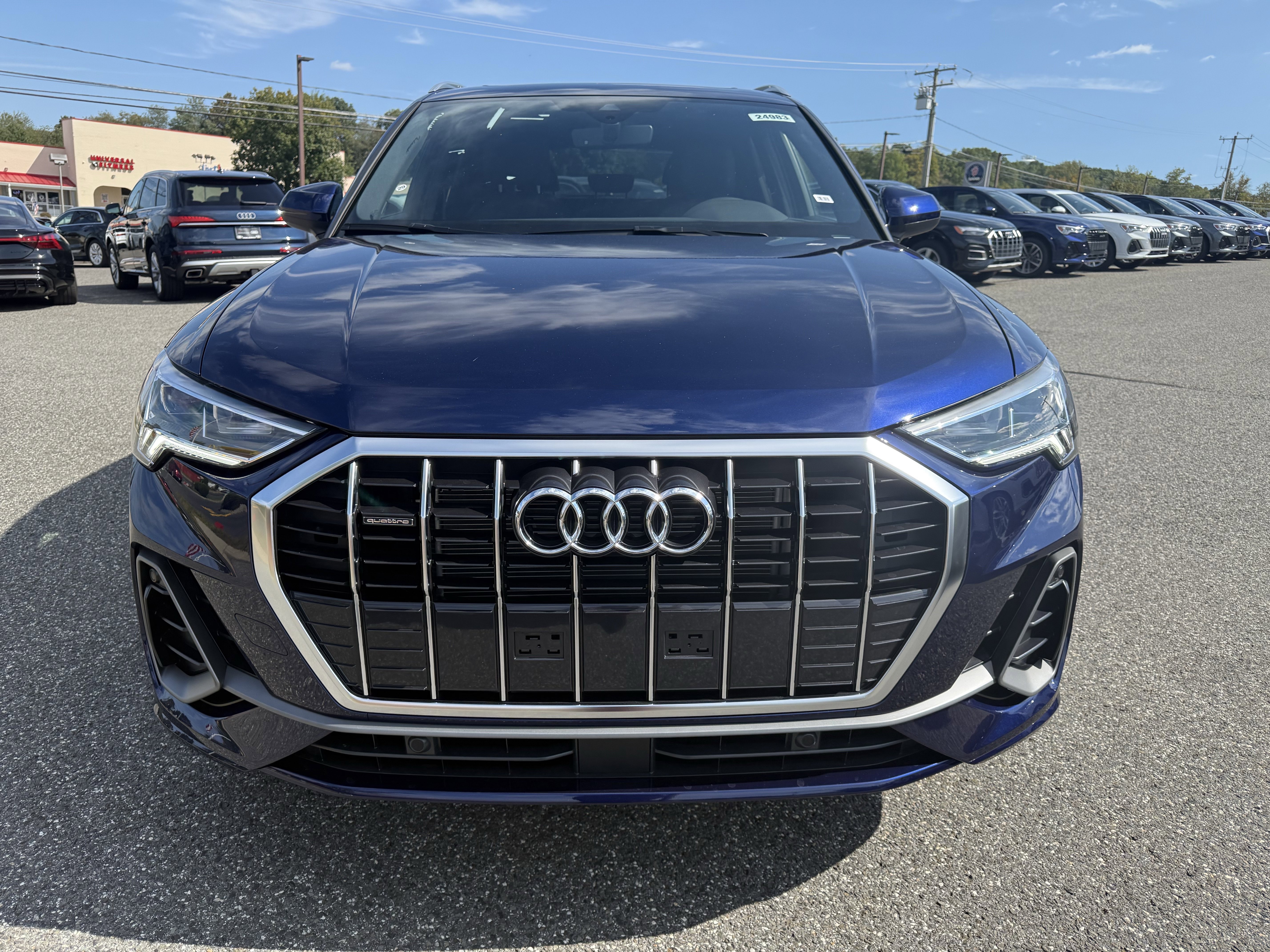 New 2025 Audi Q3 2.0T Premium