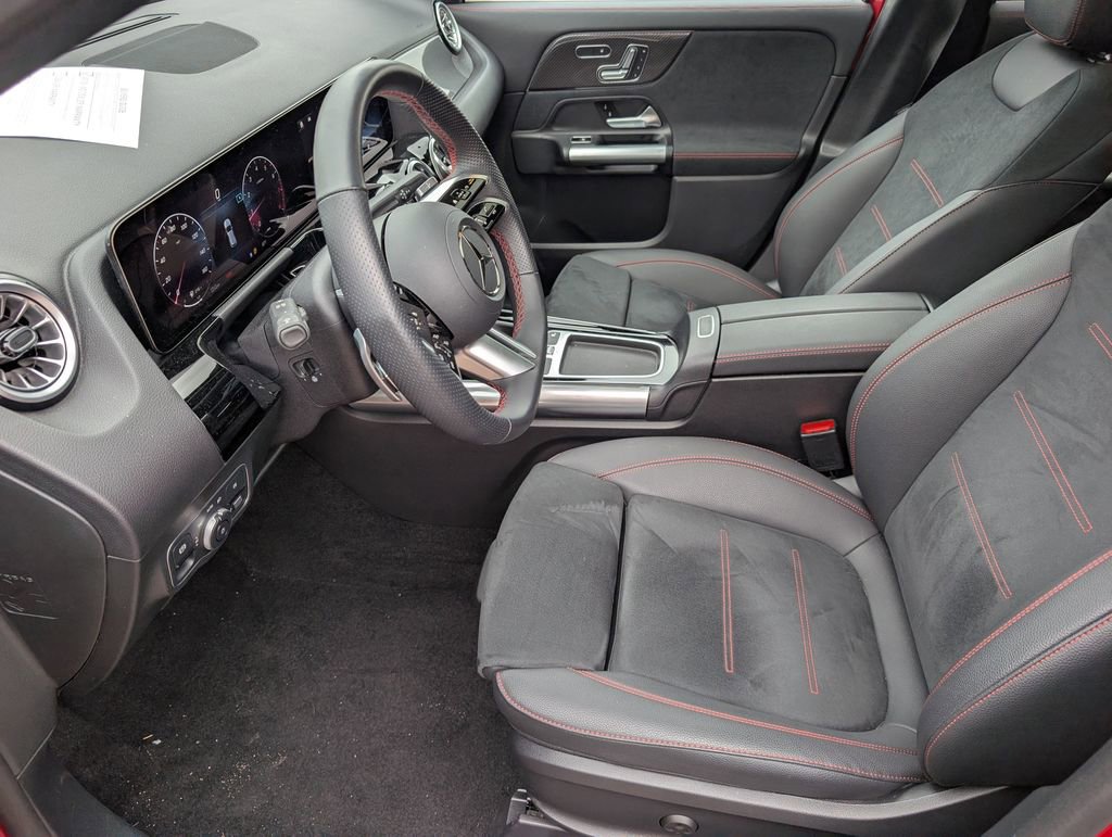 Certified 2025 Mercedes-Benz GLA 250 4MATIC image 11