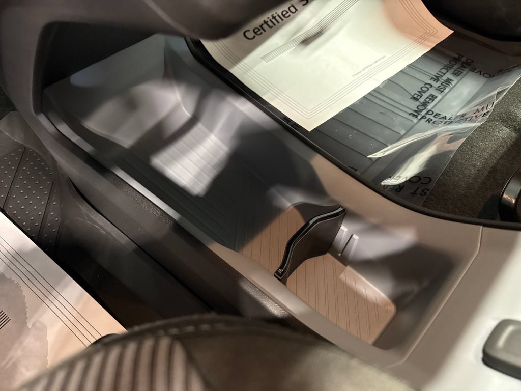 New 2027 Chevrolet Bolt LT FWD image 19