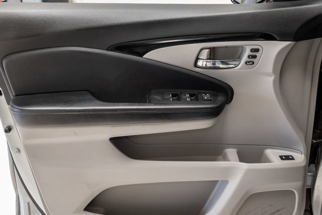 Used 2016 Honda Pilot Touring image 8