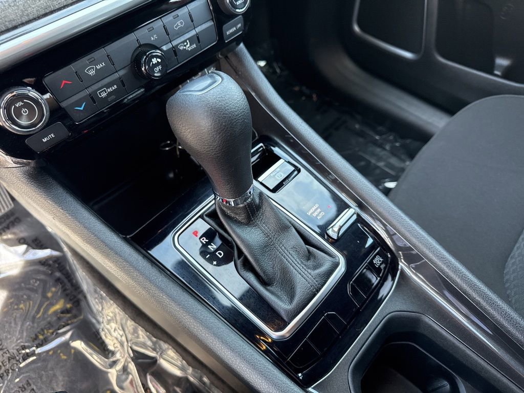 Used 2023 Jeep Compass Sport image 21