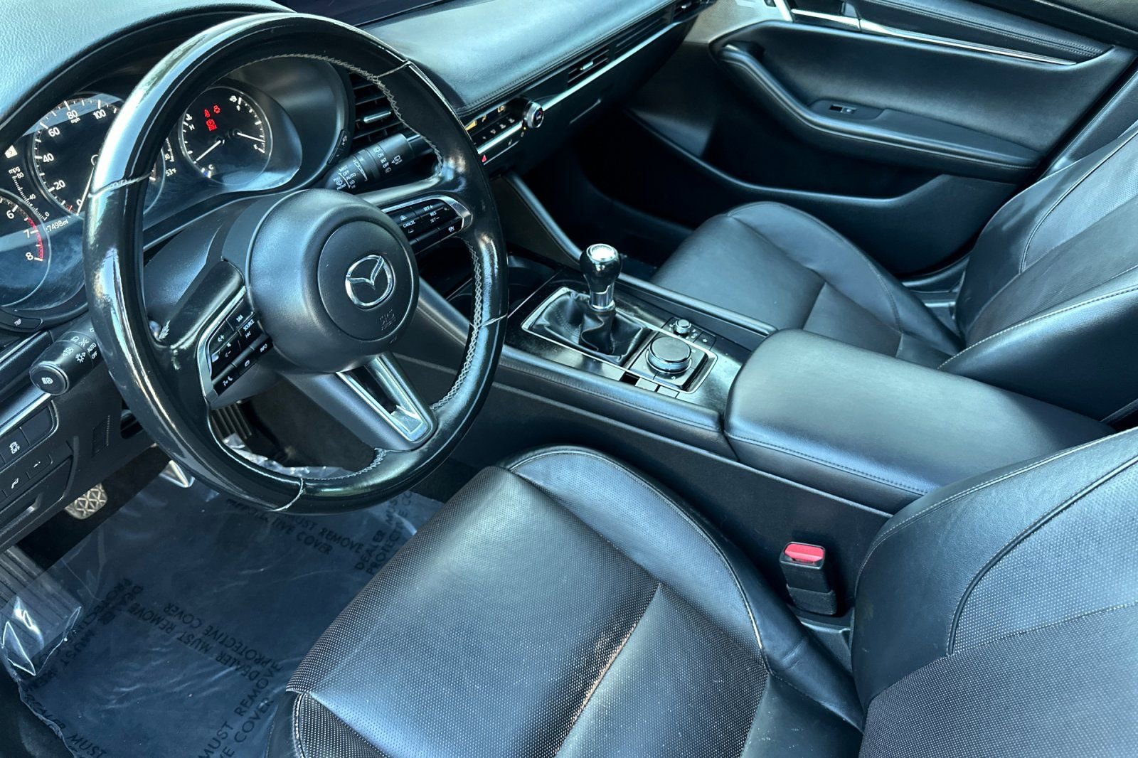 Used 2025 MAZDA MAZDA3 2.5 S Hatchback w/ Premium Pkg image 10