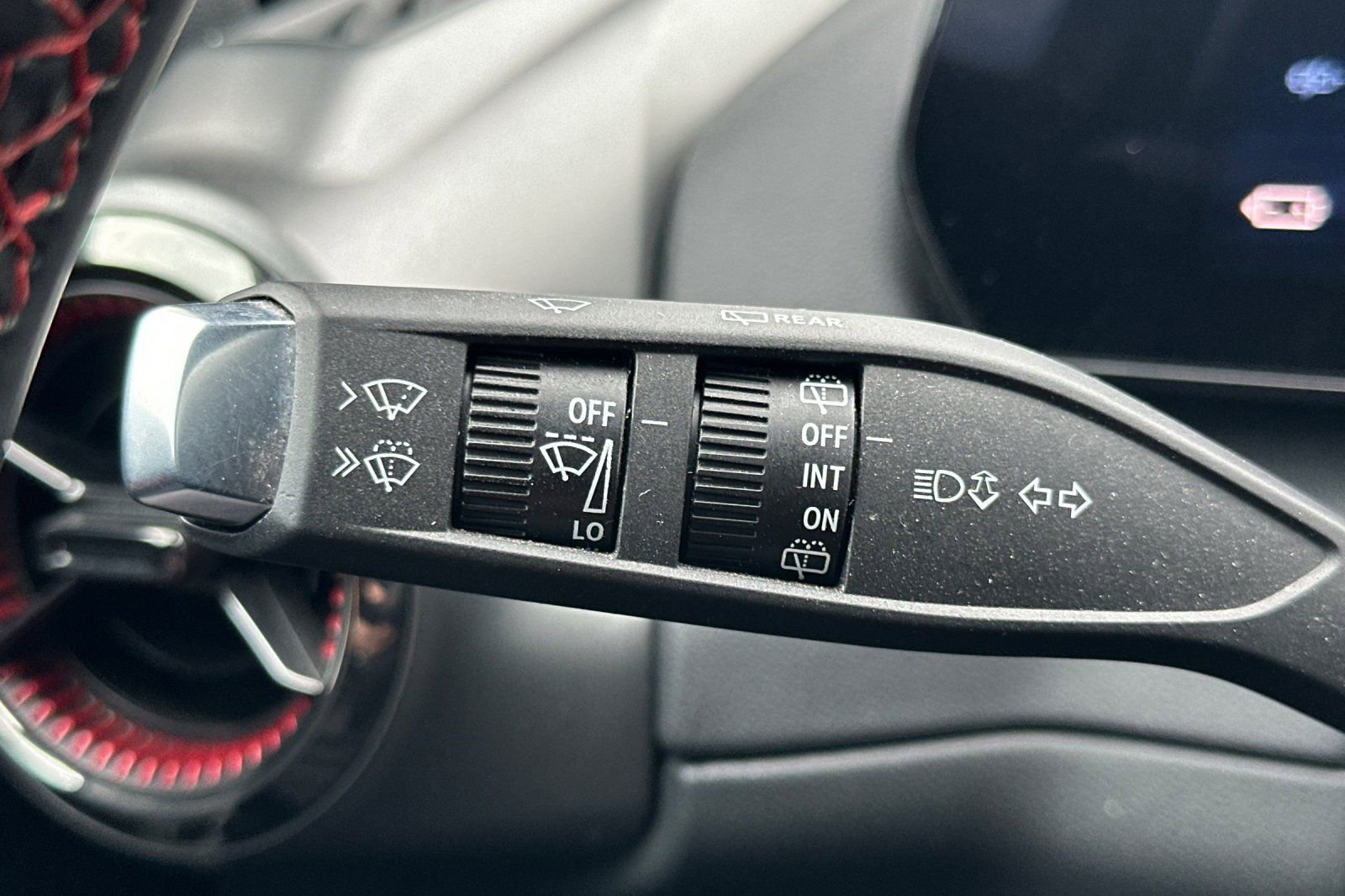 Certified 2024 Chevrolet Equinox EV RS image 36