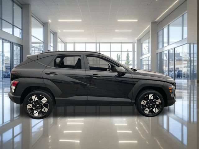Certified 2024 Hyundai Kona SEL AWD/4WD image 3