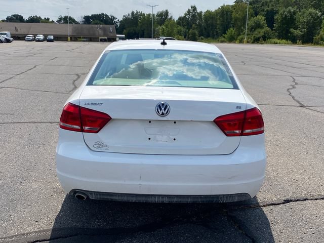 Used 2013 Volkswagen Passat 2.5 SE FWD image 12
