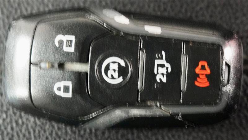 Used 2017 Ford Mustang Coupe image 22