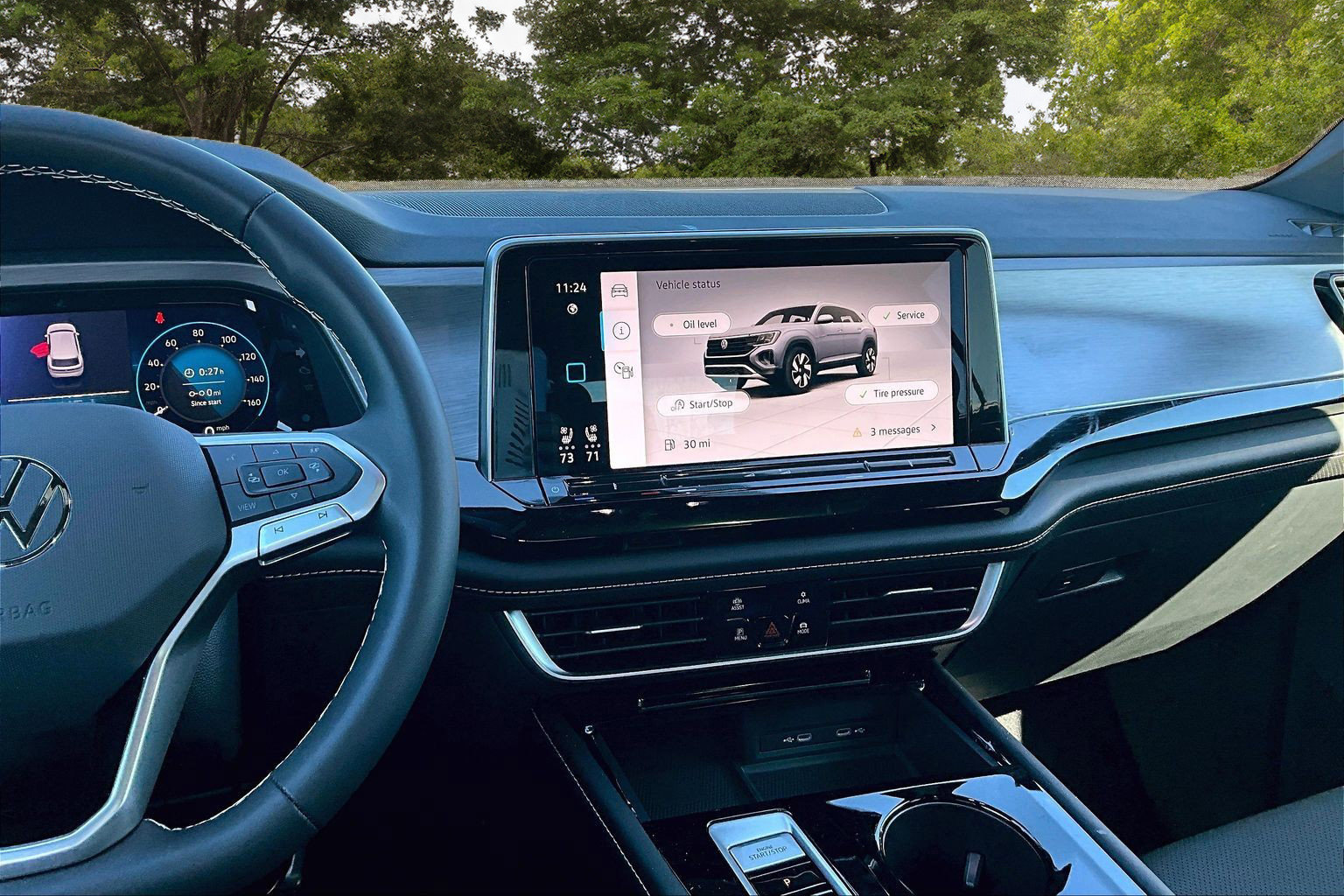 Used 2024 Volkswagen Atlas Cross Sport SE w/ Panoramic Sunroof Package image 9