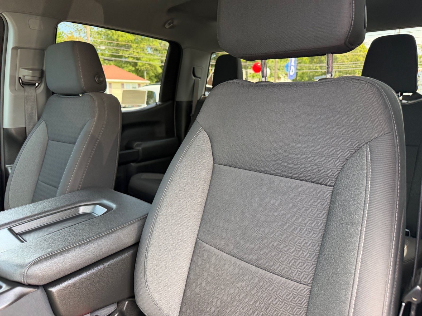 Used 2024 GMC Sierra 1500 Pro w/ Graphite Edition AWD/4WD image 19