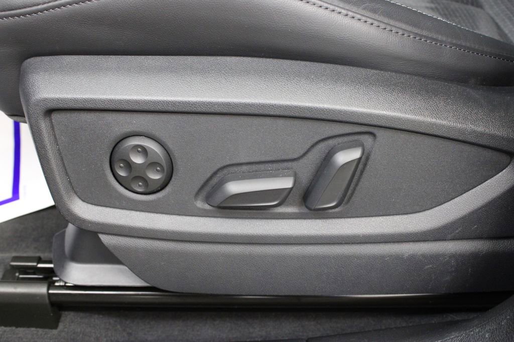 Certified 2024 Audi Q5 e Prestige image 20