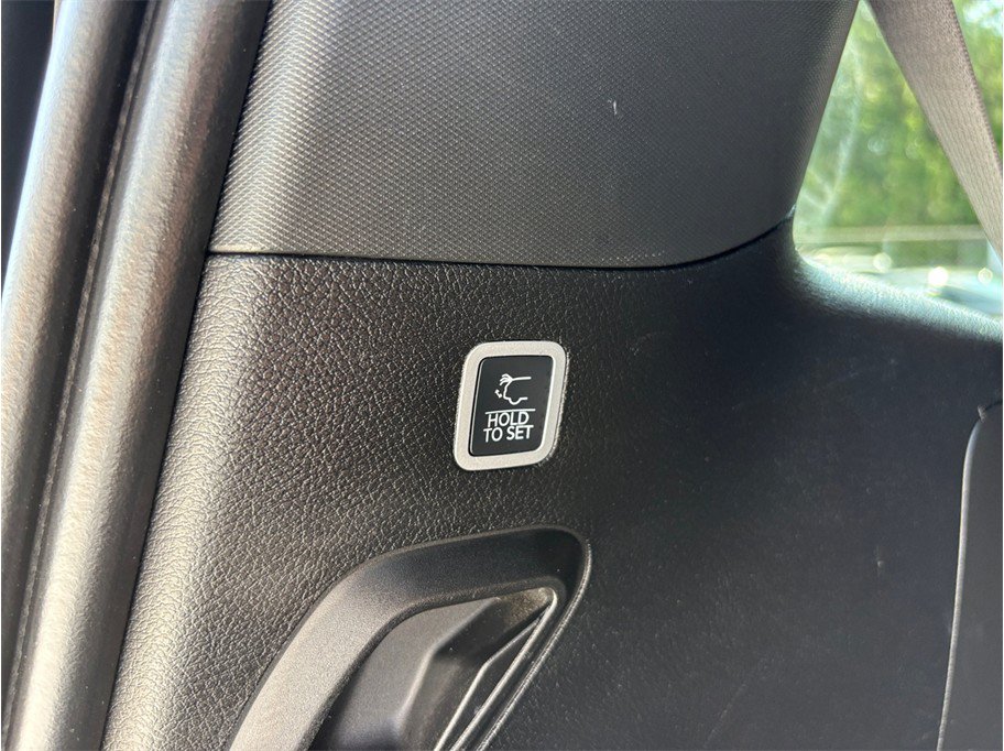 Used 2024 Jeep Wagoneer Series II AWD/4WD image 53