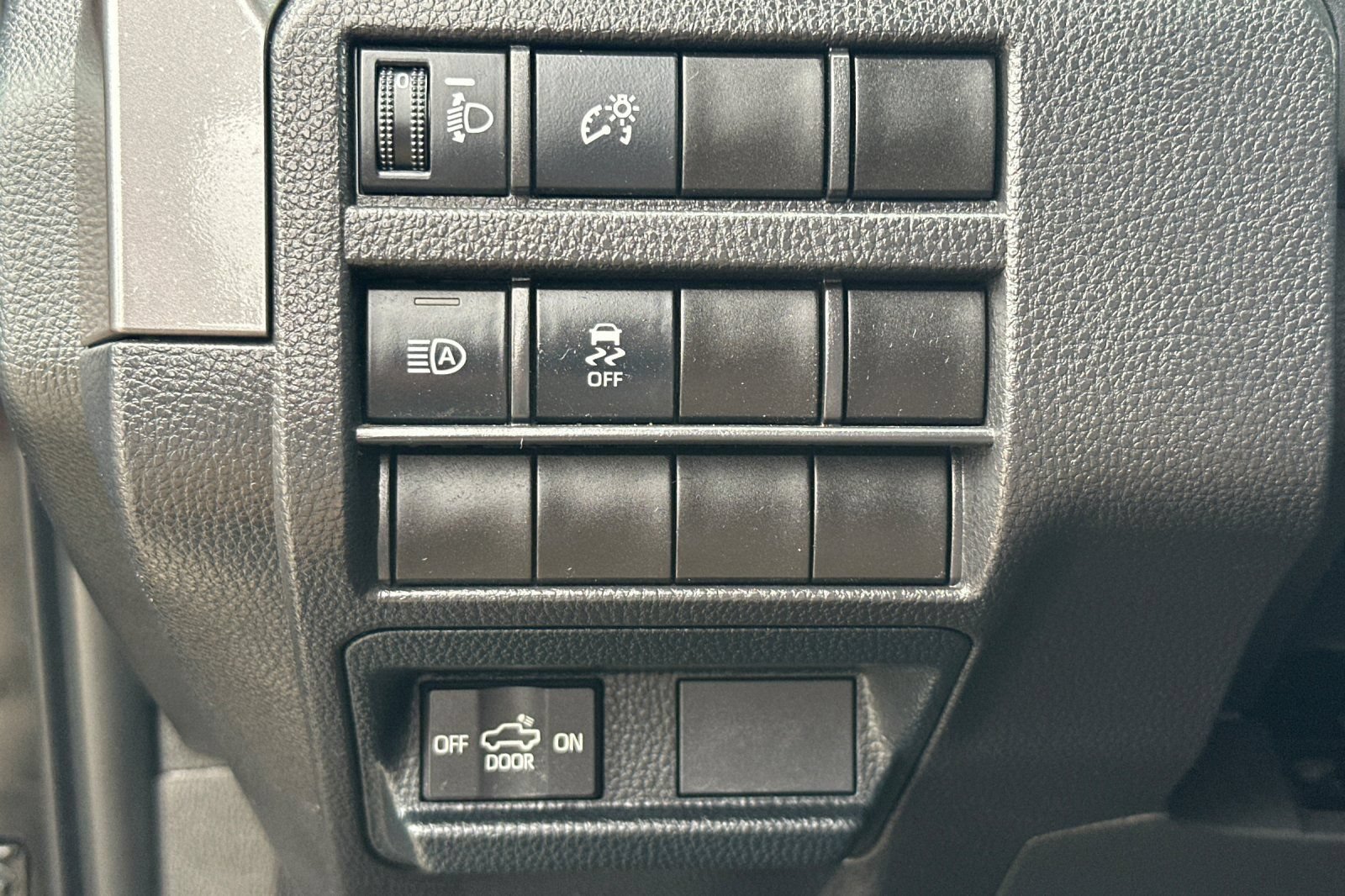 Certified 2025 Toyota Tacoma SR5 RWD image 42