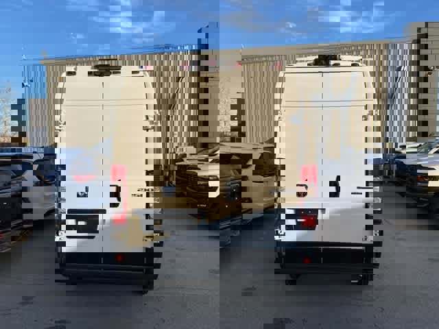 Used 2024 RAM ProMaster 2500 w/ Convenience Group image 20