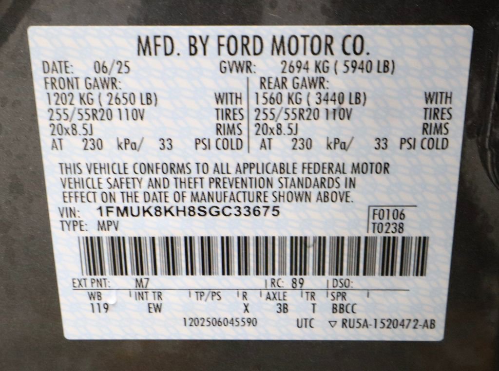 Used 2025 Ford Explorer ST-Line image 32