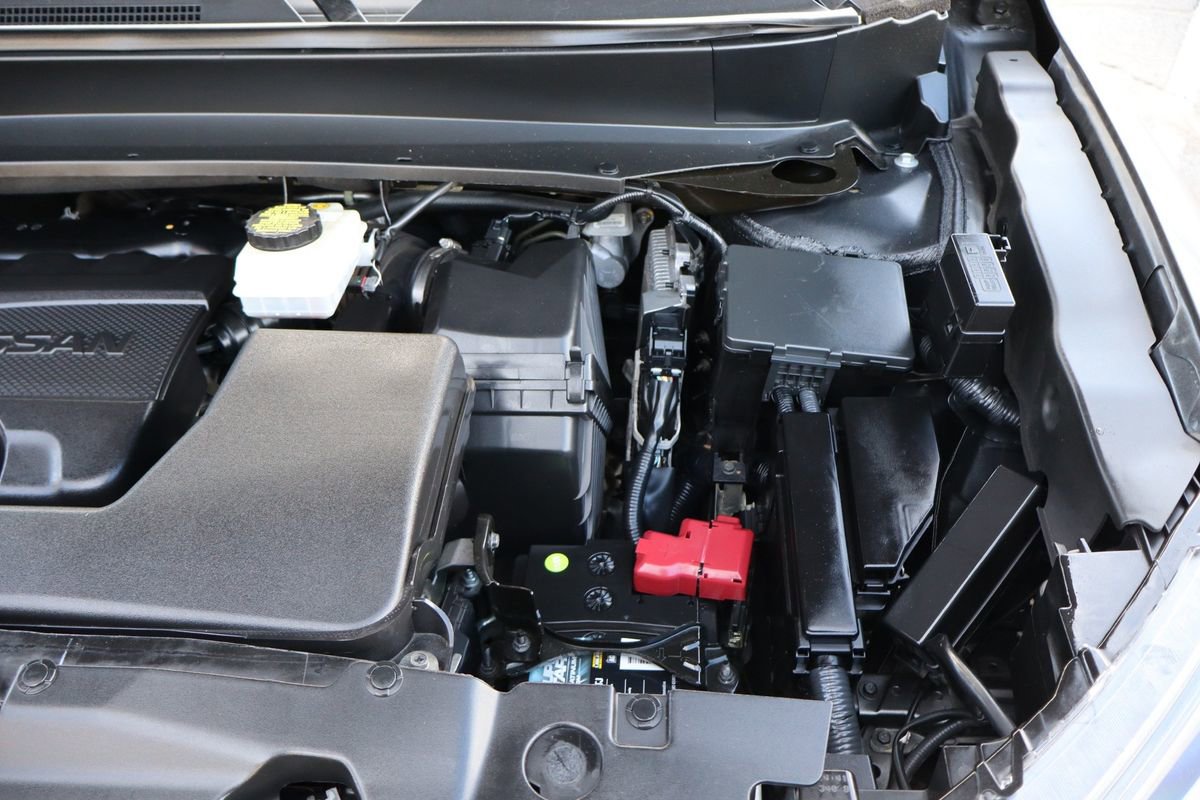 Used 2019 Nissan Pathfinder SL AWD/4WD image 42