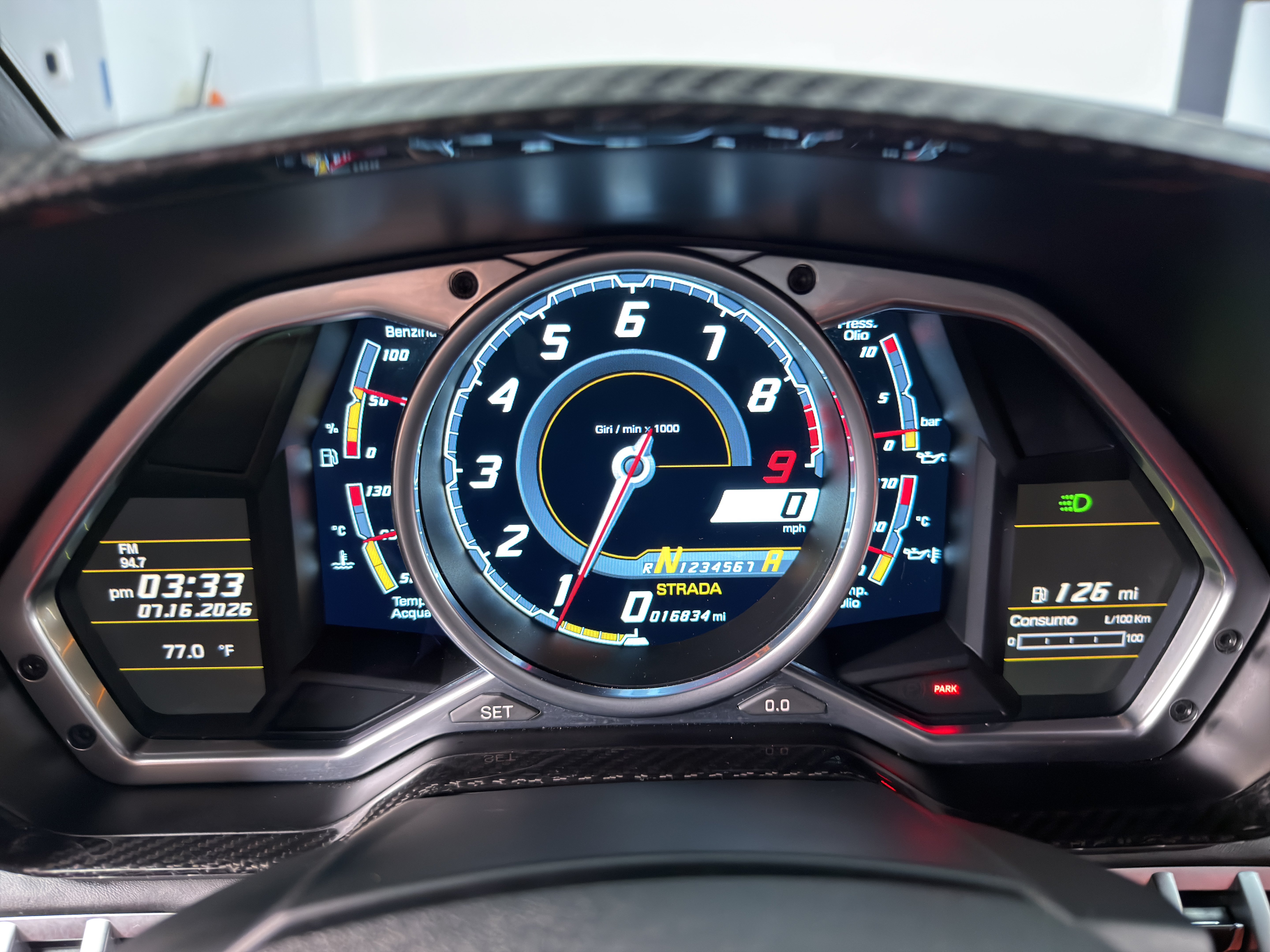 Used 2016 Lamborghini Aventador LP 700-4 AWD/4WD image 32