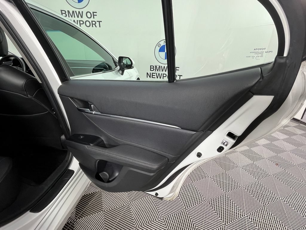 Used 2018 Toyota Camry XLE FWD image 22