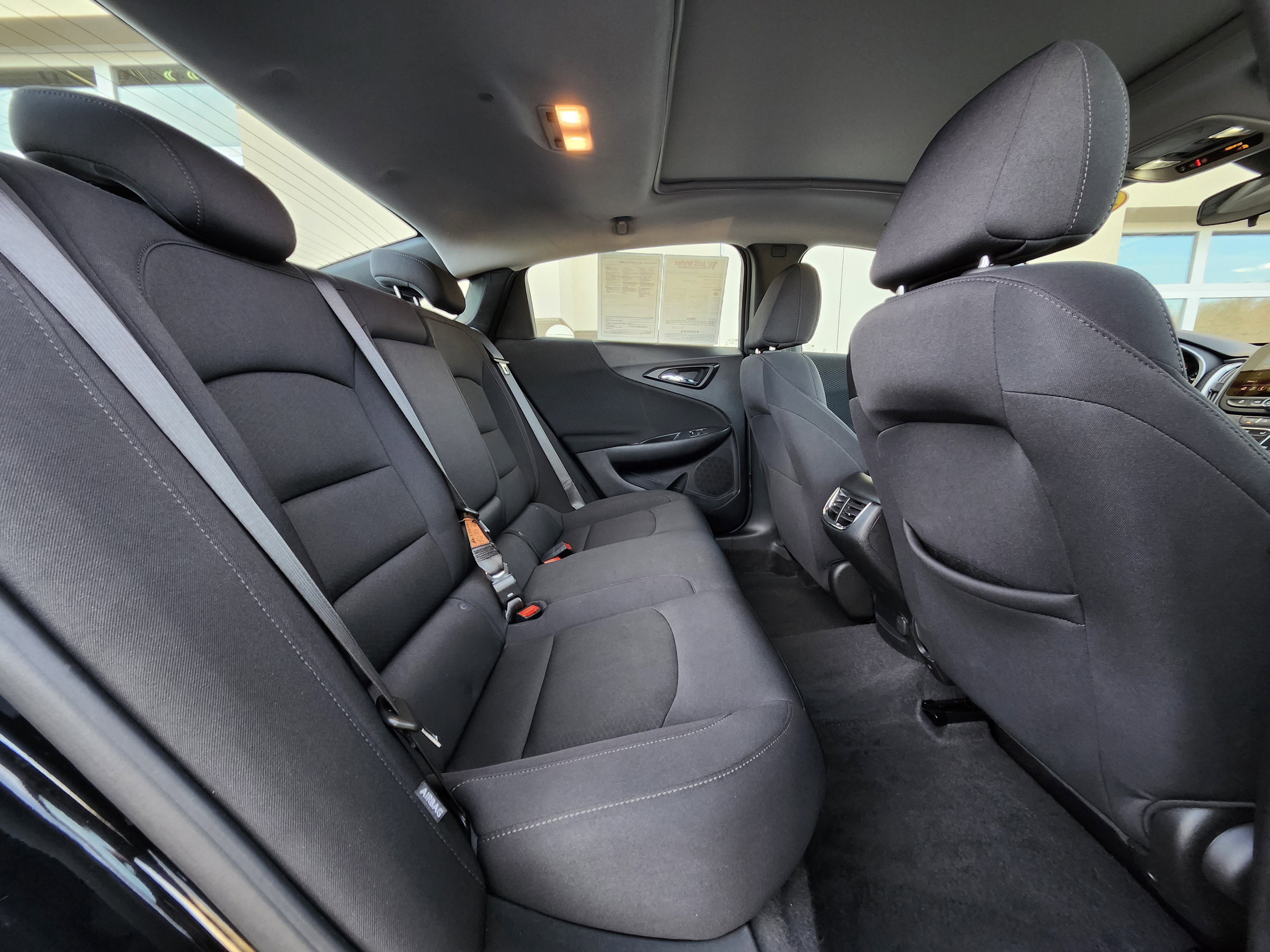 Used 2024 Chevrolet Malibu LT image 26