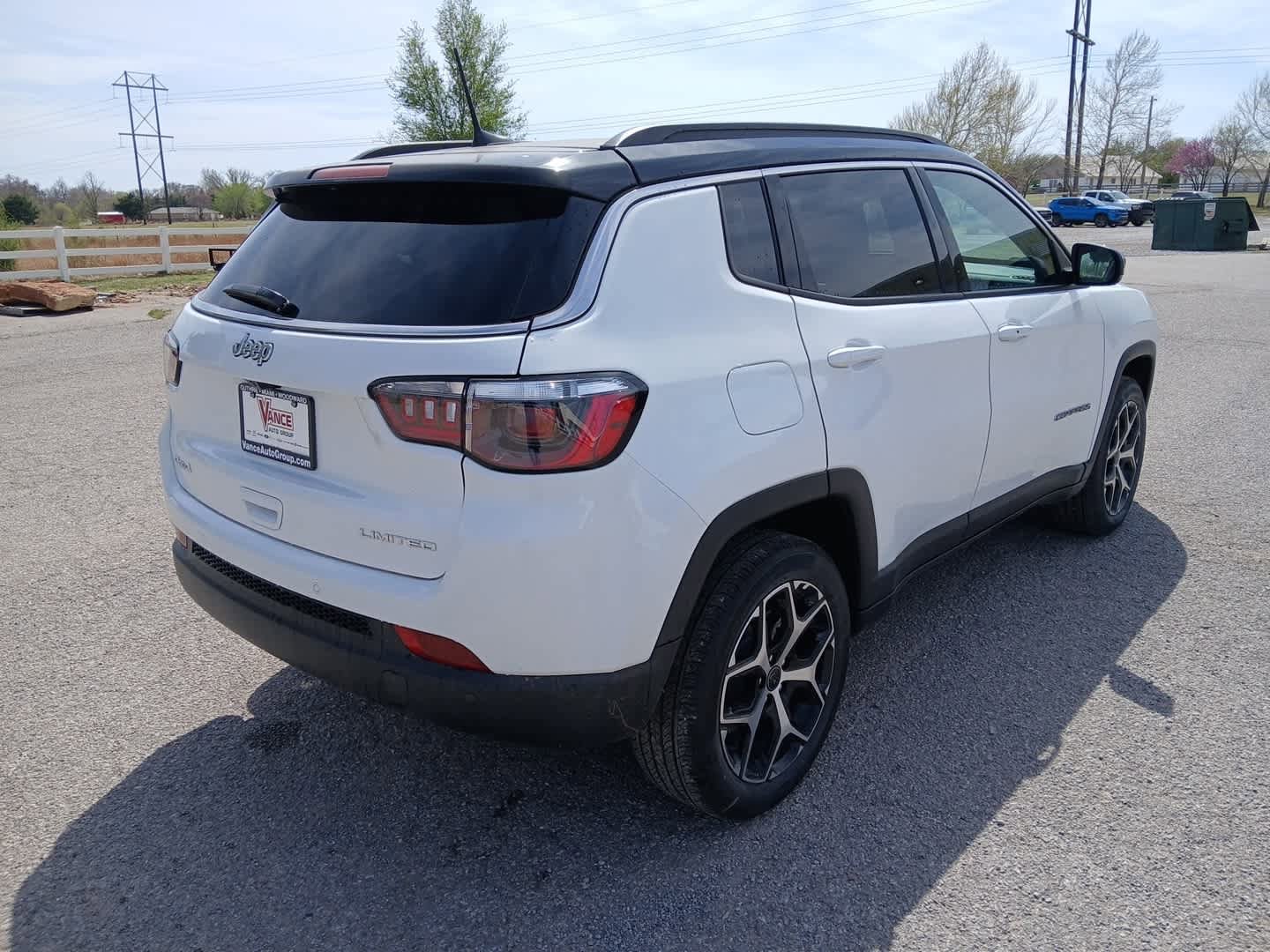 New 2026 Jeep Compass Limited w/ Sun, Sound & Navigation Group image 8