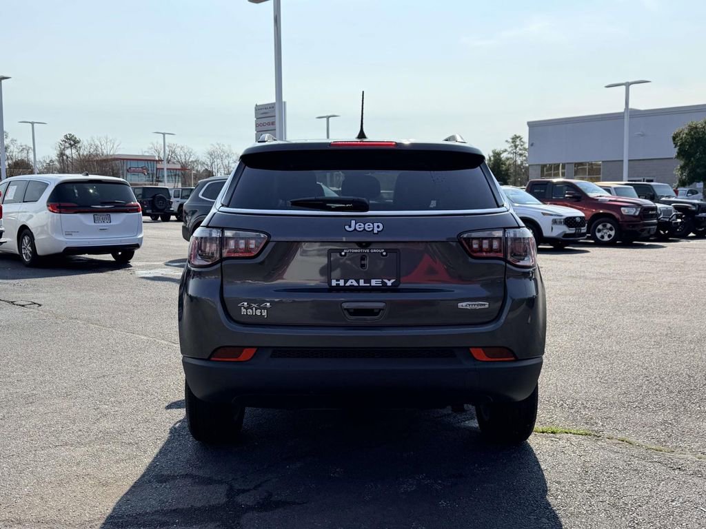 Used 2022 Jeep Compass Latitude w/ Convenience Group image 20