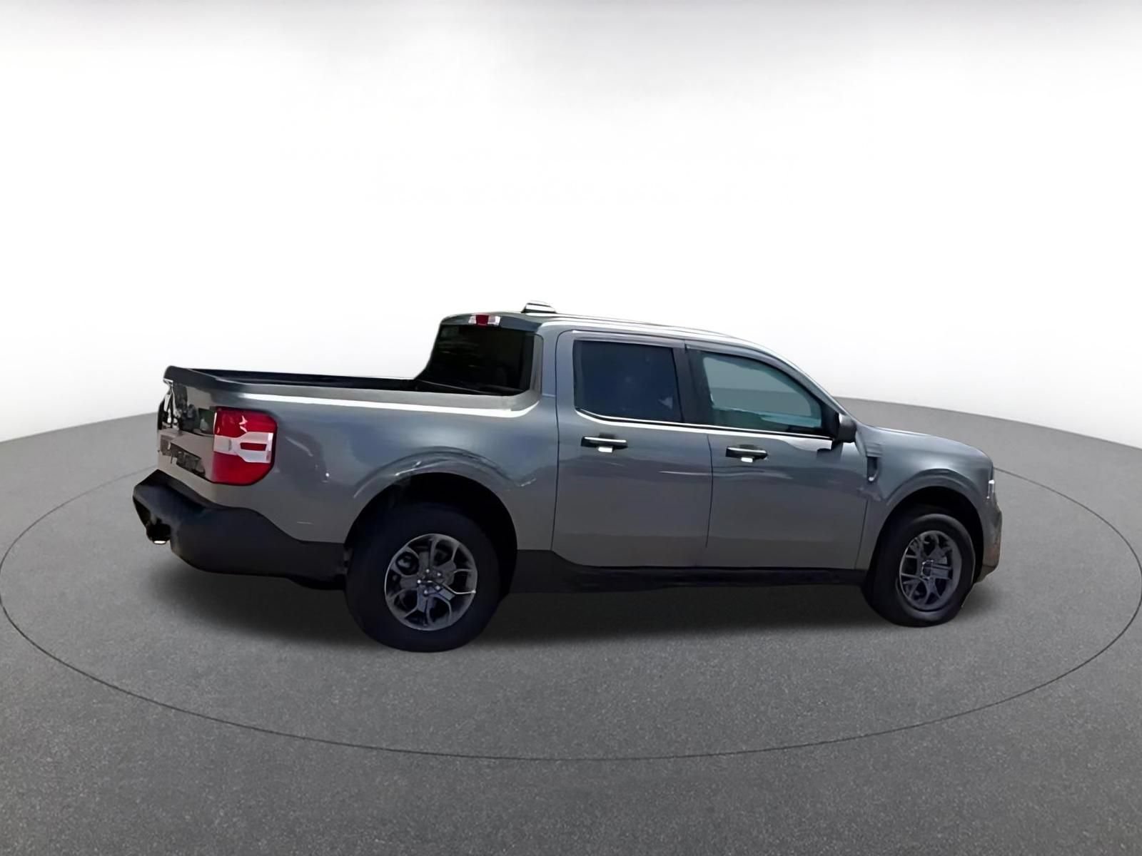 Used 2026 Ford Maverick XLT w/ Equipment Group 301A AWD/4WD image 8