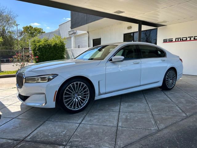 Used 2022 BMW 740i w/ Luxury Rear Seating Package image 1
