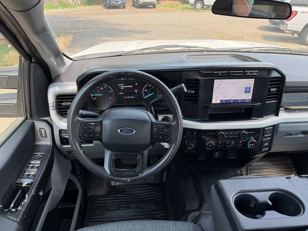 Used 2024 Ford F250 XL AWD/4WD image 12