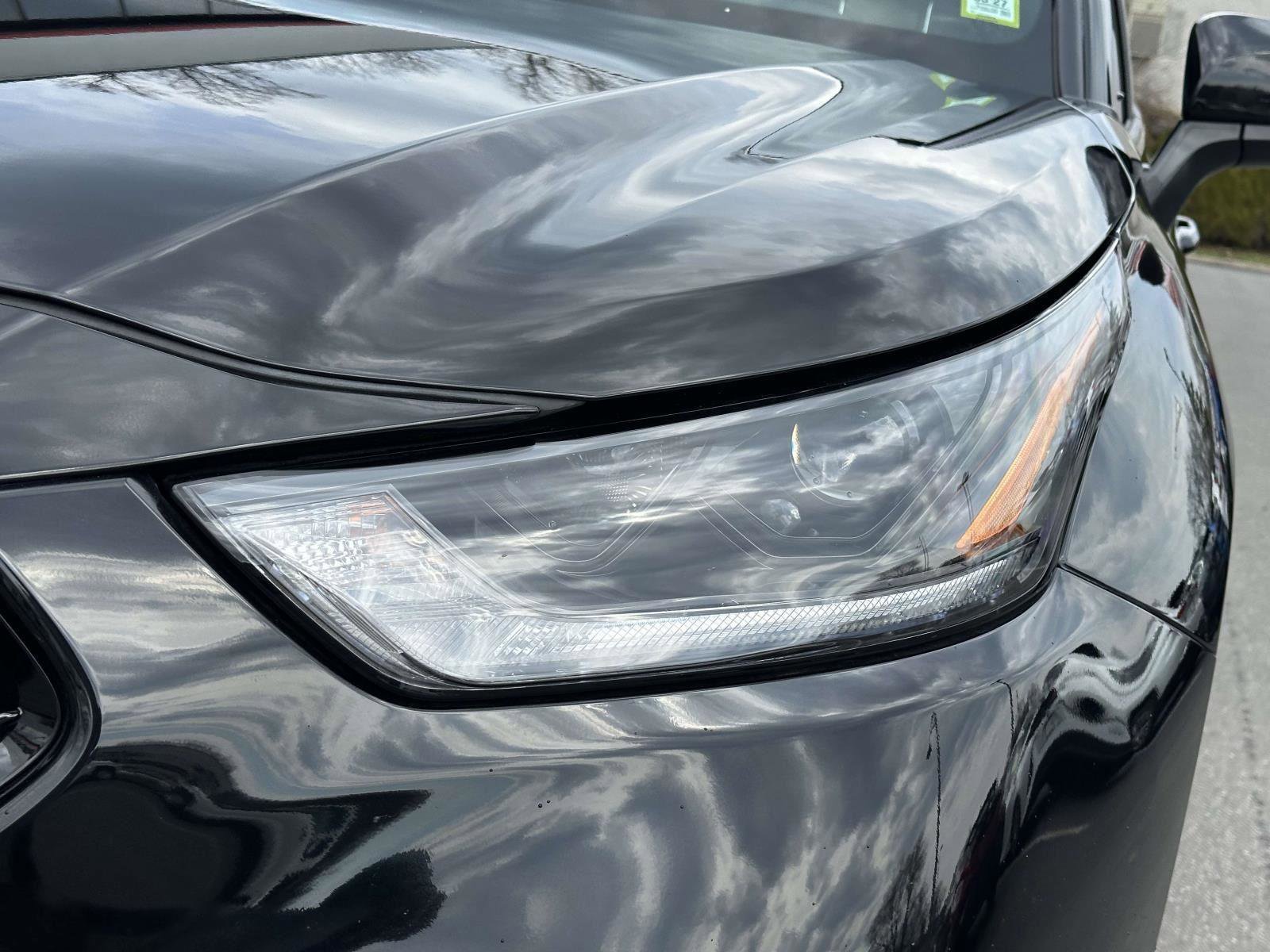 Used 2025 Toyota Highlander XSE image 10