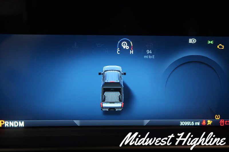 Used 2025 Ford F350 Platinum w/ FX4 Off-Road Package AWD/4WD image 32