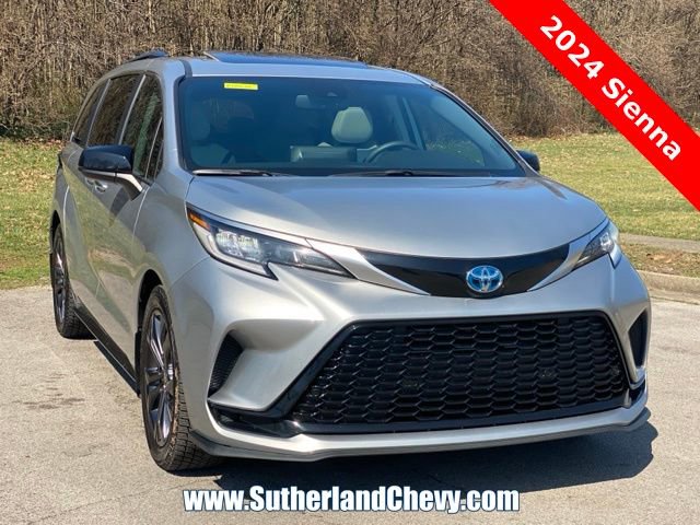 Used 2024 Toyota Sienna XSE image 1
