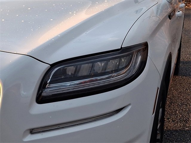 Used 2021 Lincoln Nautilus AWD w/ Equipment Group 101A image 7