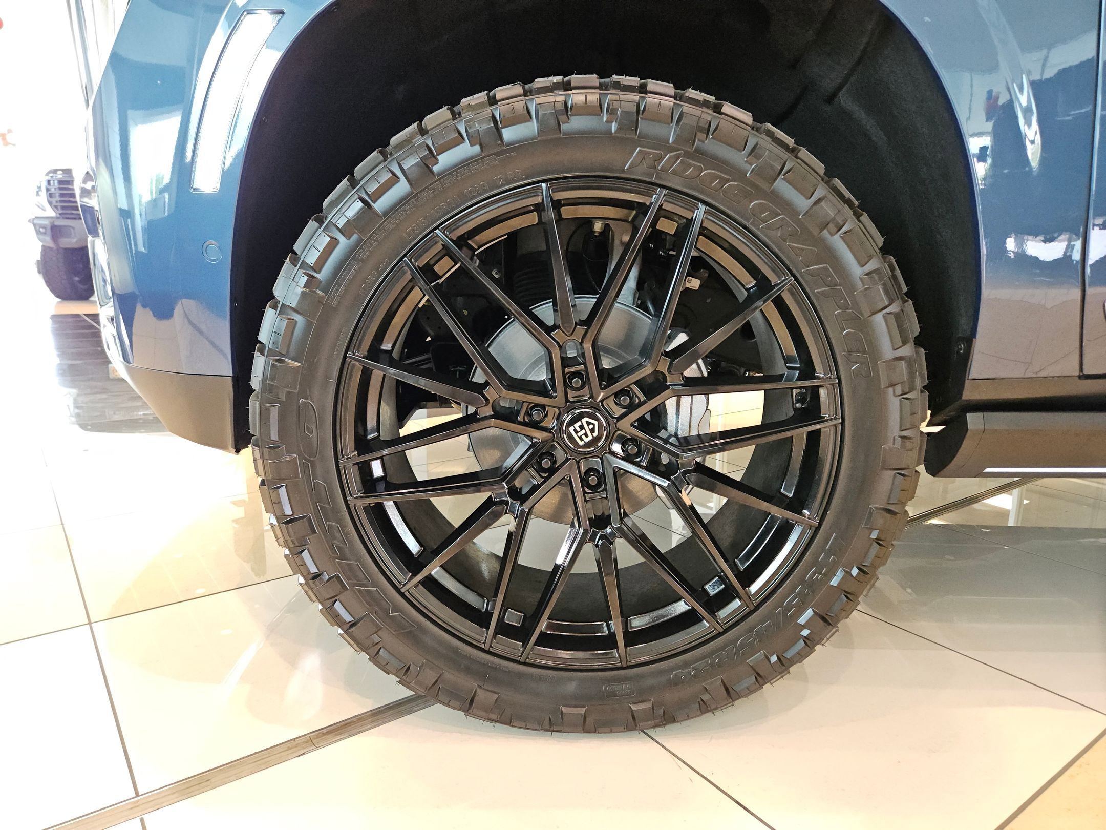 New 2026 GMC Yukon Denali Ultimate w/ LPO, Floor Liner Package image 26