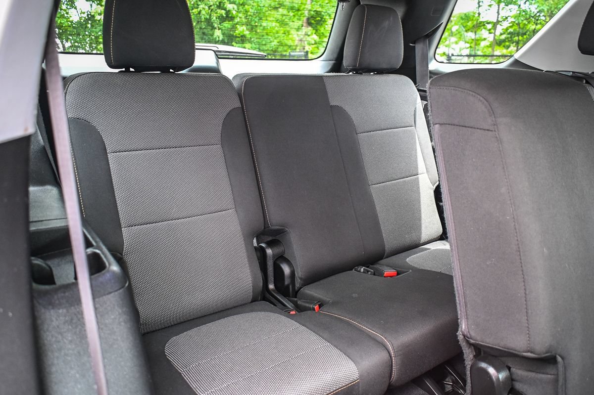Used 2019 Chevrolet Traverse LS w/ LPO, Floor Liner Package AWD/4WD image 17