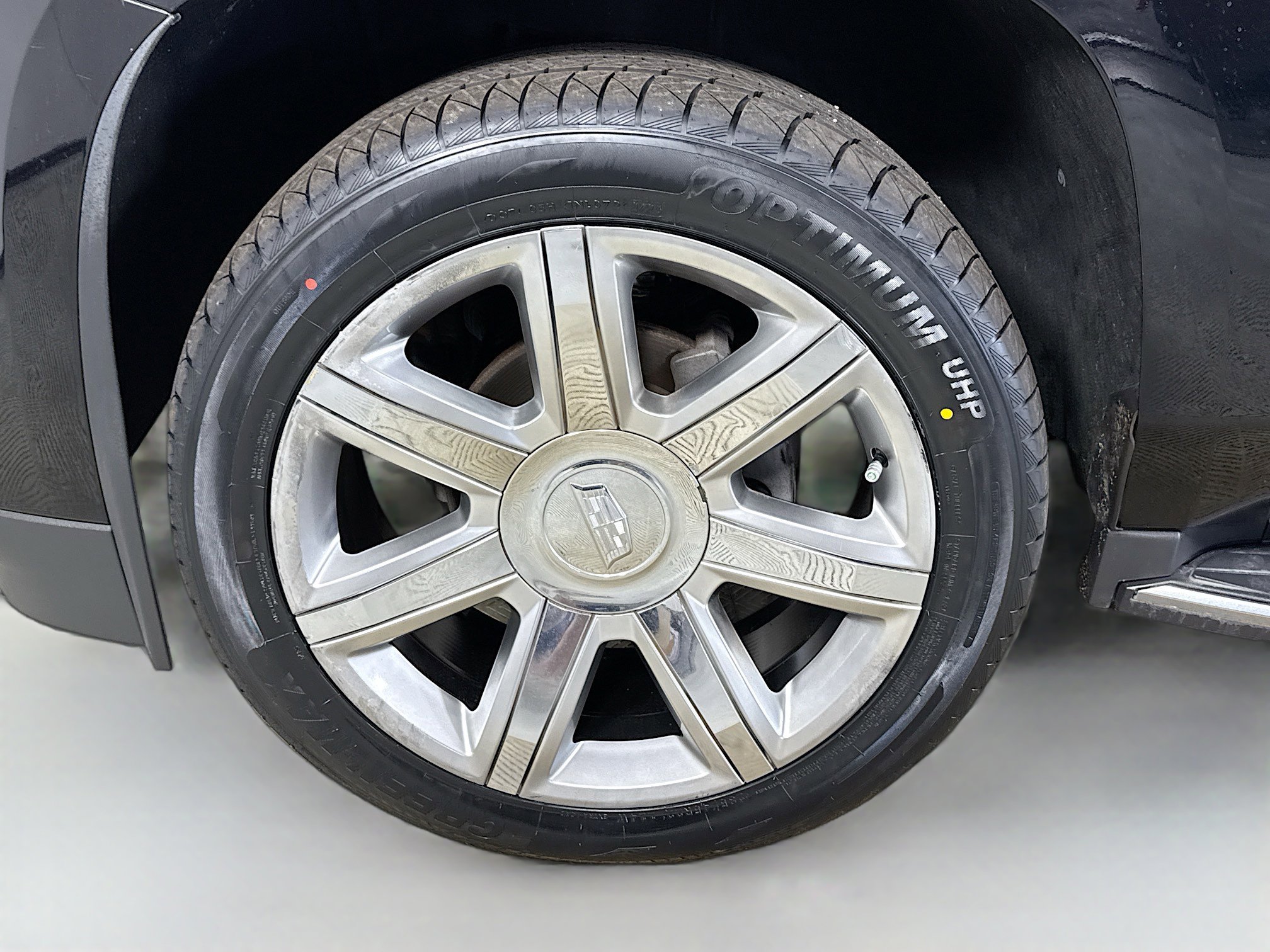 Used 2019 Cadillac Escalade ESV Luxury image 37