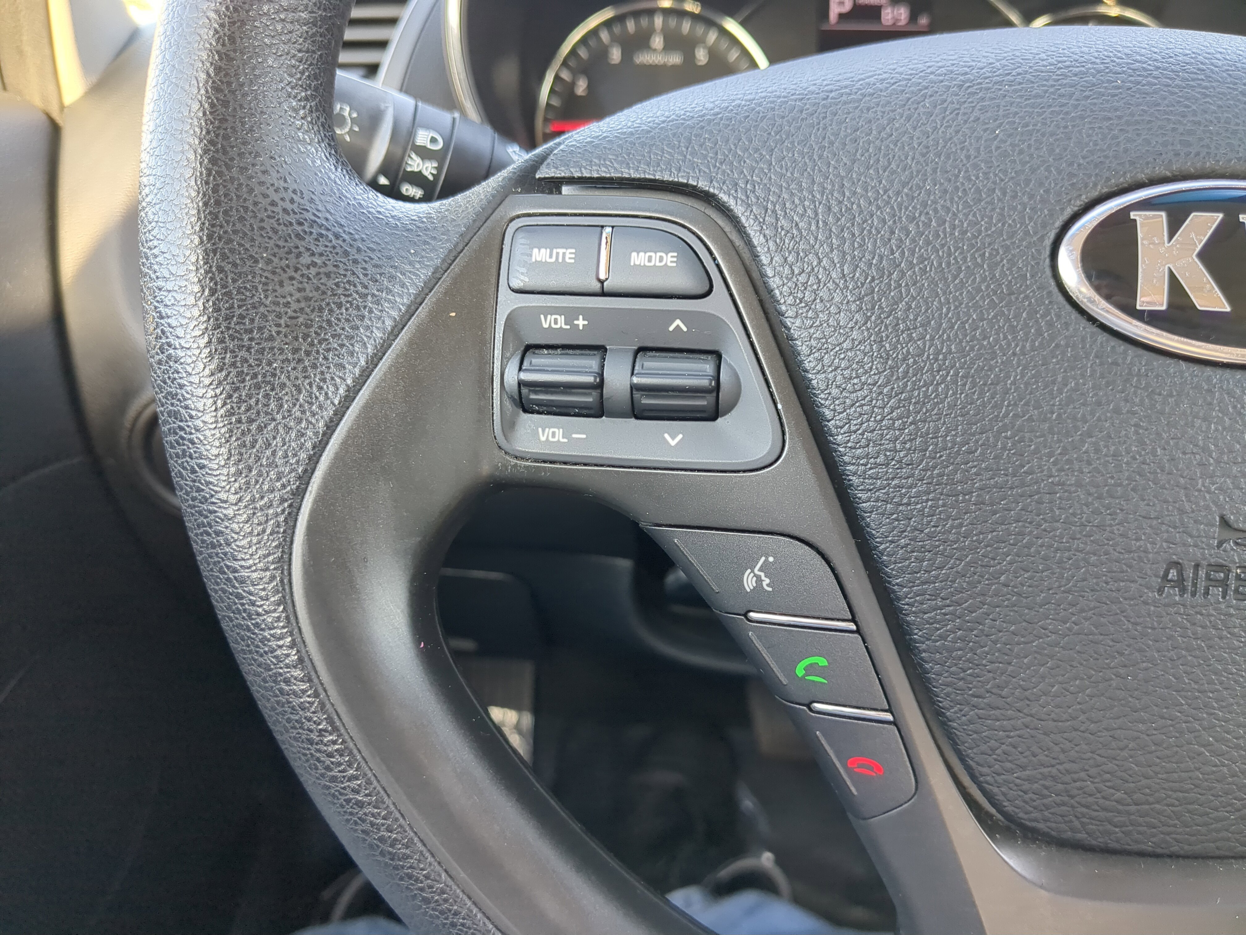 Used 2018 Kia Forte LX image 25