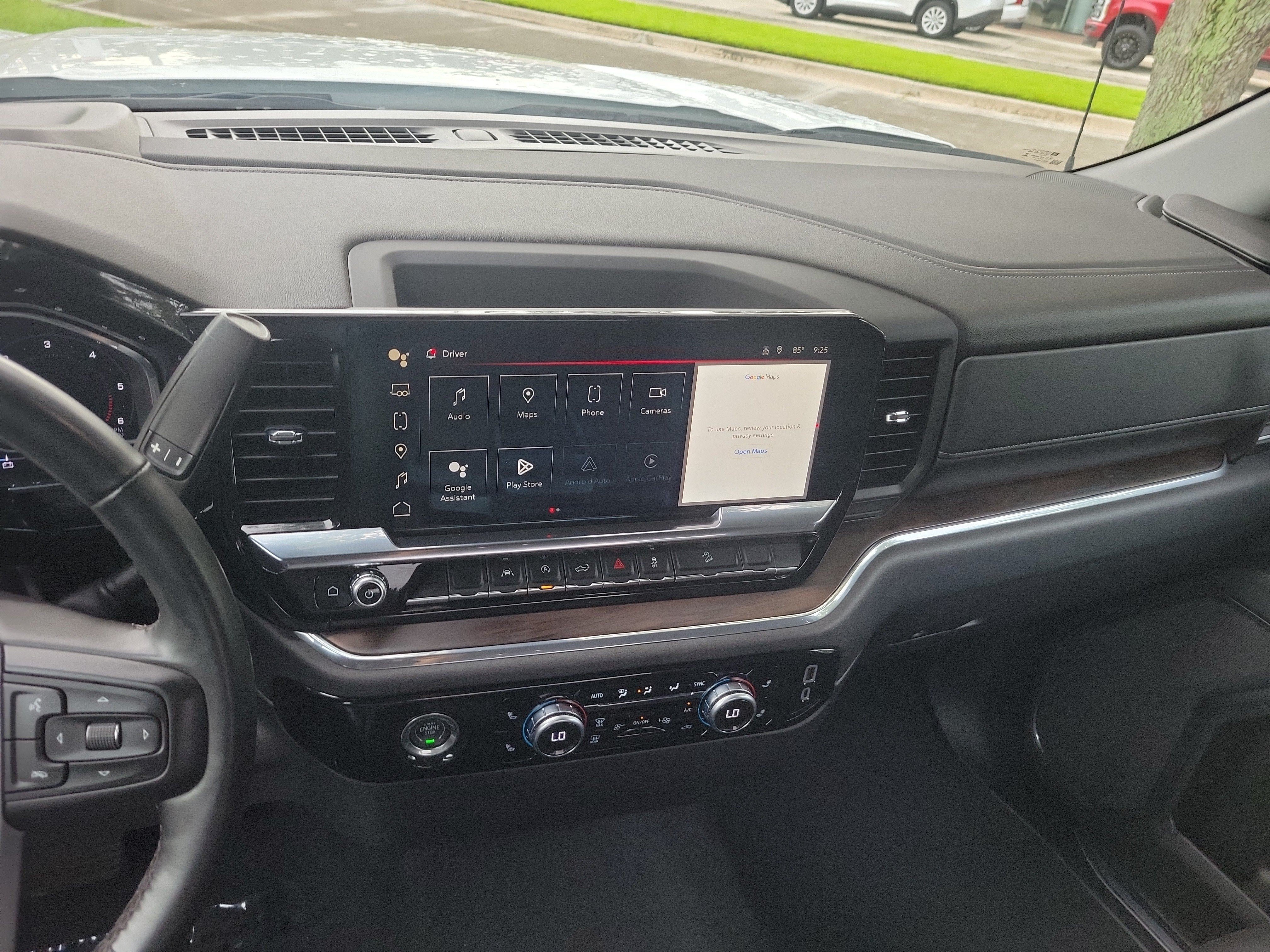 Used 2024 GMC Sierra 1500 SLT AWD/4WD image 18