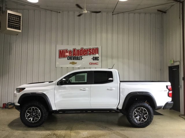 New 2026 Chevrolet Colorado ZR2 w/ Technology Package AWD/4WD image 2
