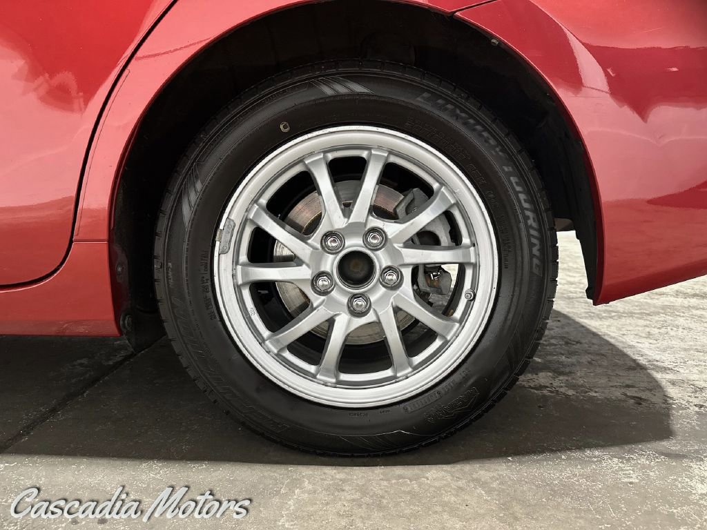 Used 2012 Toyota Prius V Three image 28