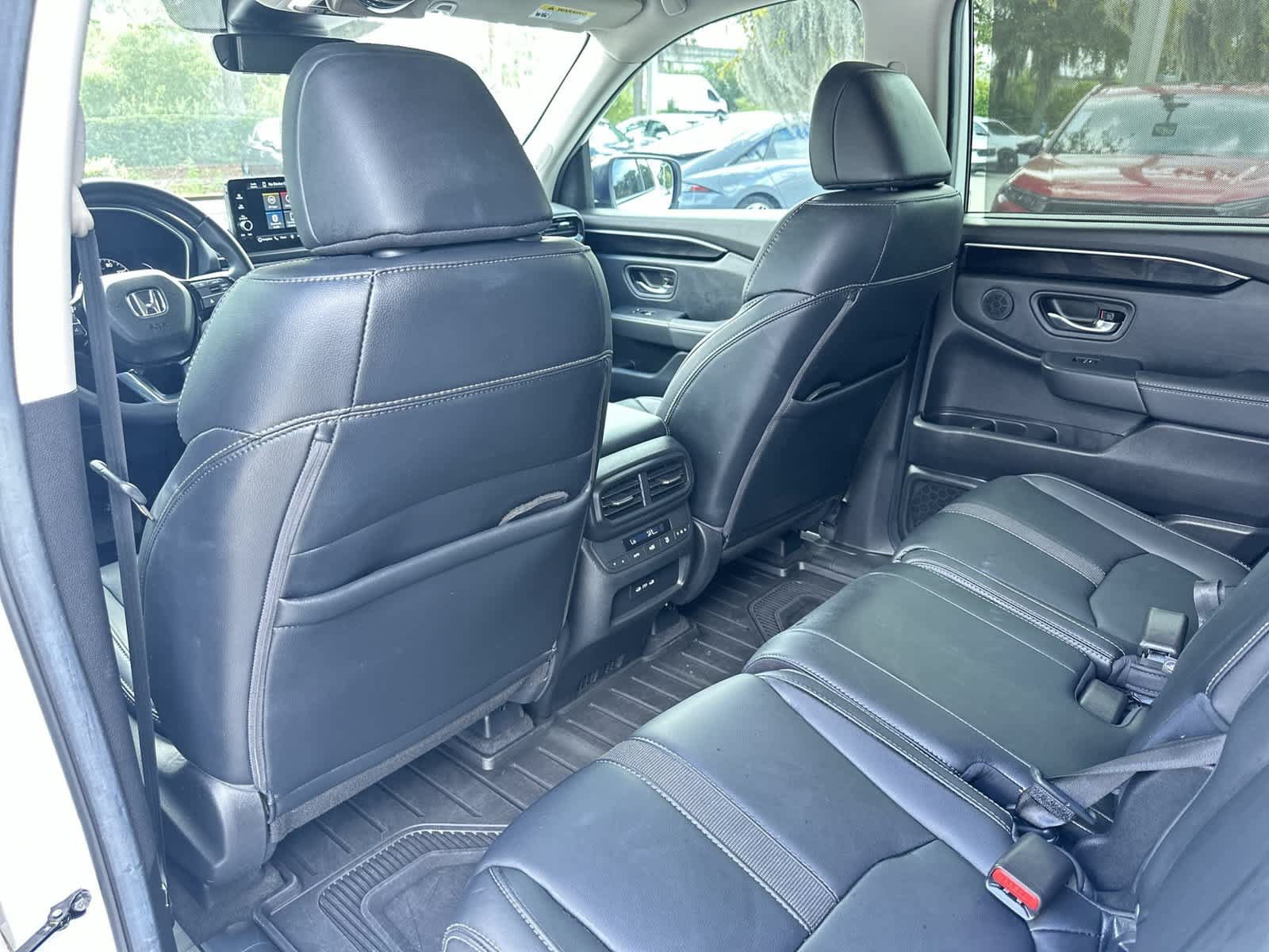 Certified 2025 Honda Pilot Touring image 14